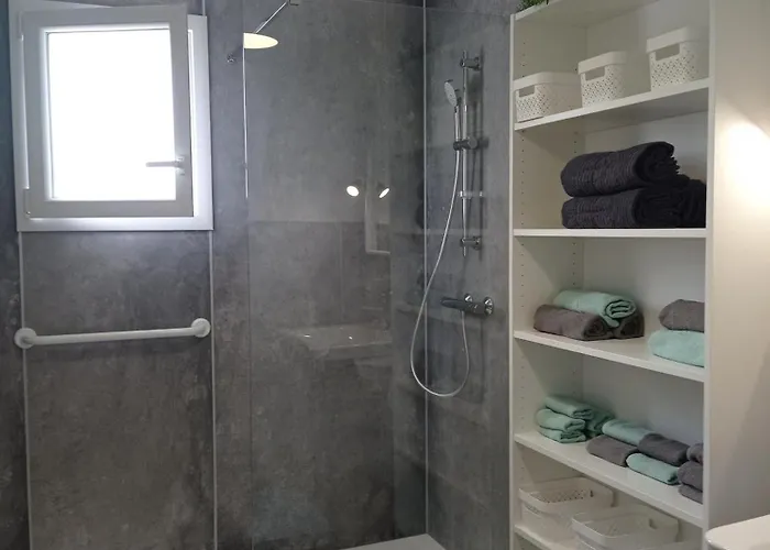 Du Marais A 2km De Marennes, D'hotes Au Bord Du Canal, Proche Plages Et Velodyssee Saint-Just-Luzac